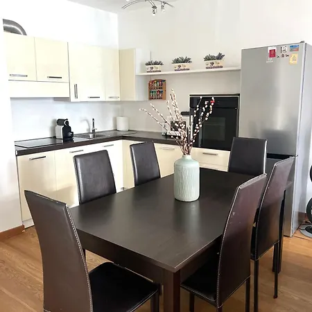Elizaveta Apartment